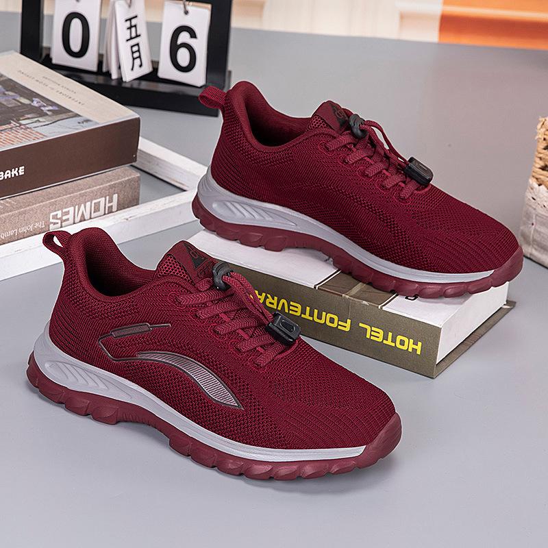 Autumn new non-slip medium walking shoes breathable mother travel shoes father sports shoes 45
Autumn new non-slip medium walking shoes breathable mother travel shoes father sports shoes 45