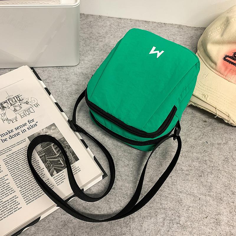 Simple Summer Outdoor Shoulder Messenger Bag Men S And Women S Sports Hiking Small Square Bag Travel Leisure Mobile Phone Bag бірюзовий
Simple Summer Outdoor Shoulder Messenger Bag Men S And Women S Sports Hiking Small Square Bag Travel Leisure Mobile Phone Bag бірюзовий