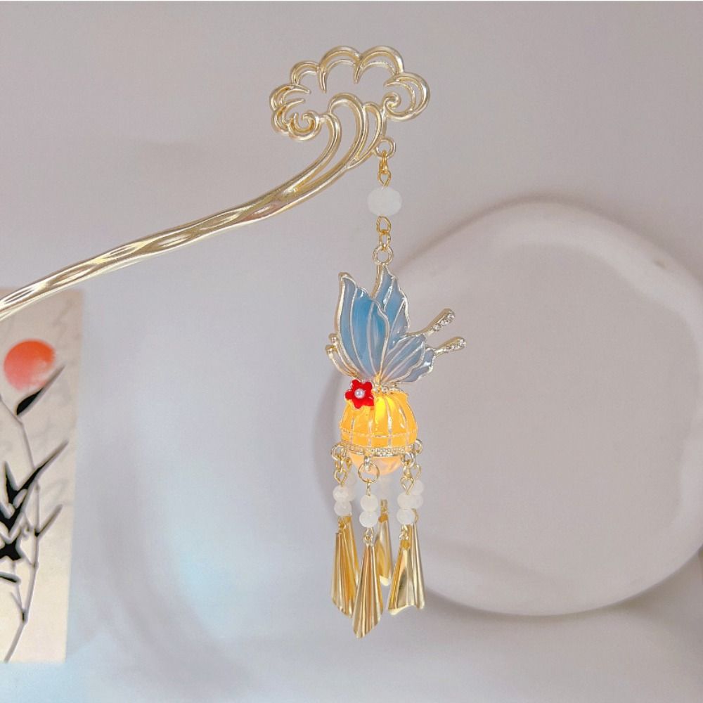 Жемчужная светящаяся заколка-фонарик, люминесцентная заколка для волос в стиле ханьфу, заколка-бабочка, аксессуары для волос для девочки style 2
Жемчужная светящаяся заколка-фонарик, люминесцентная заколка для волос в стиле ханьфу, заколка-бабочка, аксессуары для волос для девочки style 2