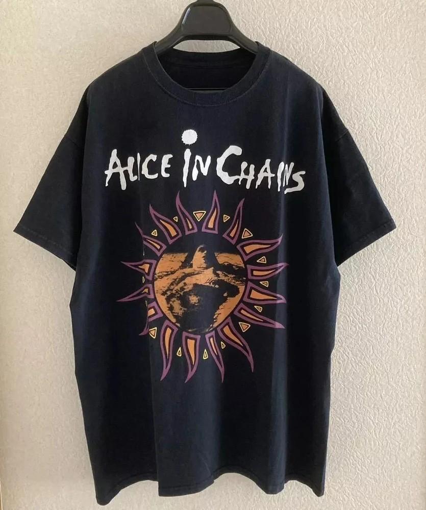 New Alice In Chains Dirt Tour Rare Design Graphic Tshirt Black Fan Merch Design Unisex T-Shirt S разноцветный
New Alice In Chains Dirt Tour Rare Design Graphic Tshirt Black Fan Merch Design Unisex T-Shirt S разноцветный