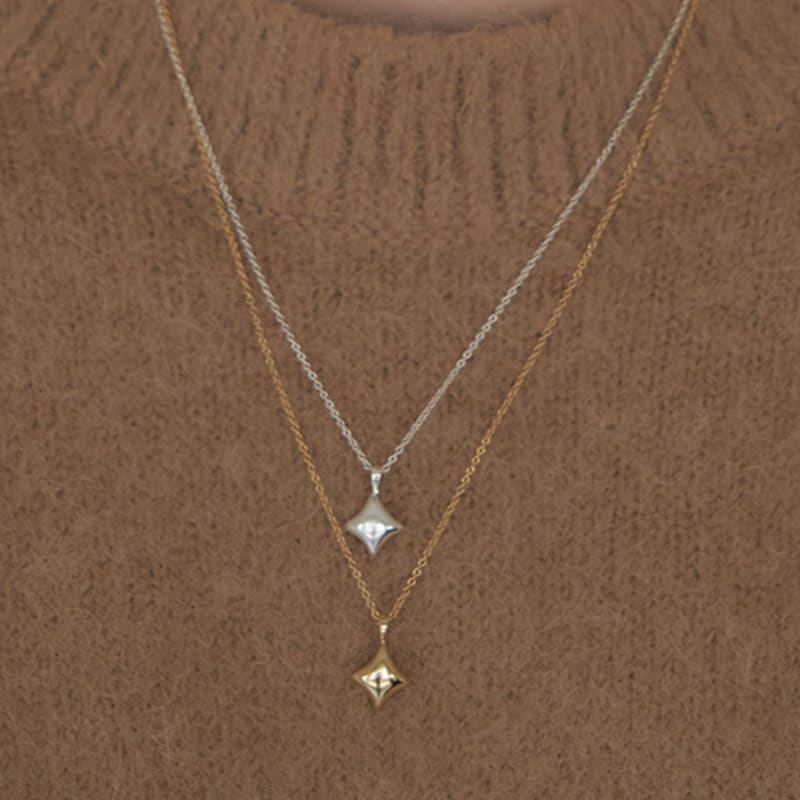 STILL INSTANT One Shining Moment - Necklace 02 (2colors) SILVER
STILL INSTANT One Shining Moment - Necklace 02 (2colors) SILVER