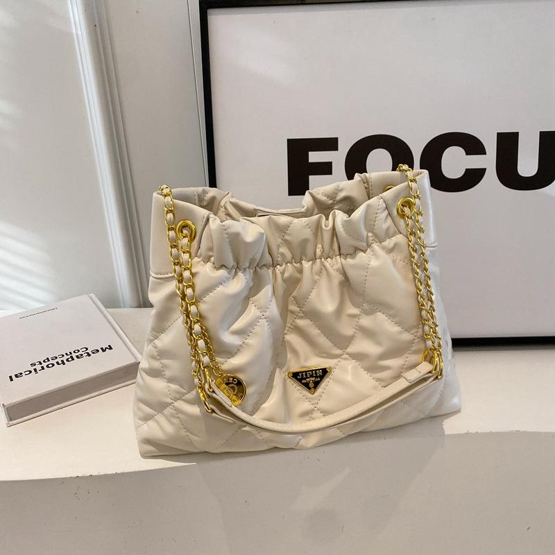 Bags women s bags 2025 new fashion casual diamond shoulder bag commuter Internet celebrity chain messenger armpit bag белый
Bags women s bags 2025 new fashion casual diamond shoulder bag commuter Internet celebrity chain messenger armpit bag белый