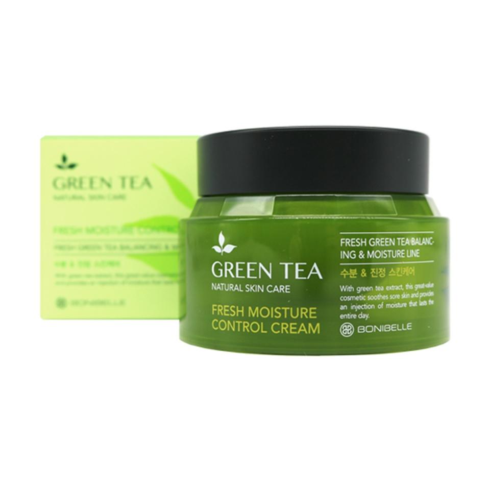 Увлажняющий крем для лица с экстрактом зеленого чая ENOUGH Bonibelle Green Tea Fresh Moisture Control Cream 80мл 
Увлажняющий крем для лица с экстрактом зеленого чая ENOUGH Bonibelle Green Tea Fresh Moisture Control Cream 80мл