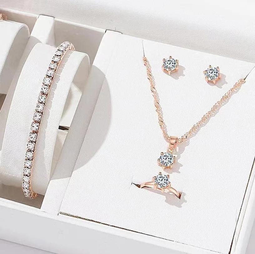 5Pcs Zirconia Jewelry Set Crystal Ring Necklace Bracelet Earrings Simple Elegant Versatile Gift Set рожевий колір золота
5Pcs Zirconia Jewelry Set Crystal Ring Necklace Bracelet Earrings Simple Elegant Versatile Gift Set рожевий колір золота