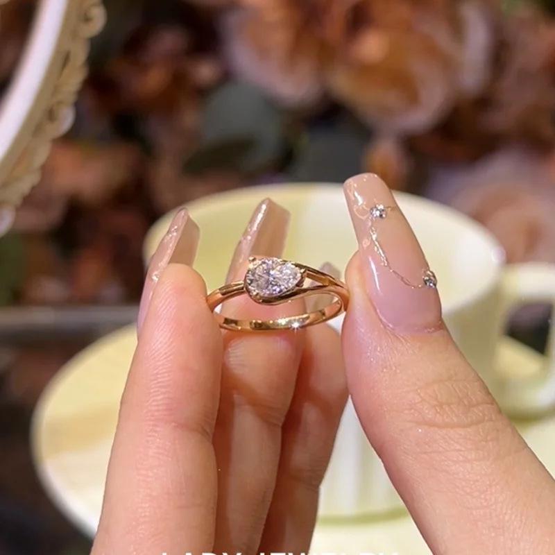 Exquisite Retro Pigeon Egg Diamond Water Drop Ring for Women
Exquisite Retro Pigeon Egg Diamond Water Drop Ring for Women