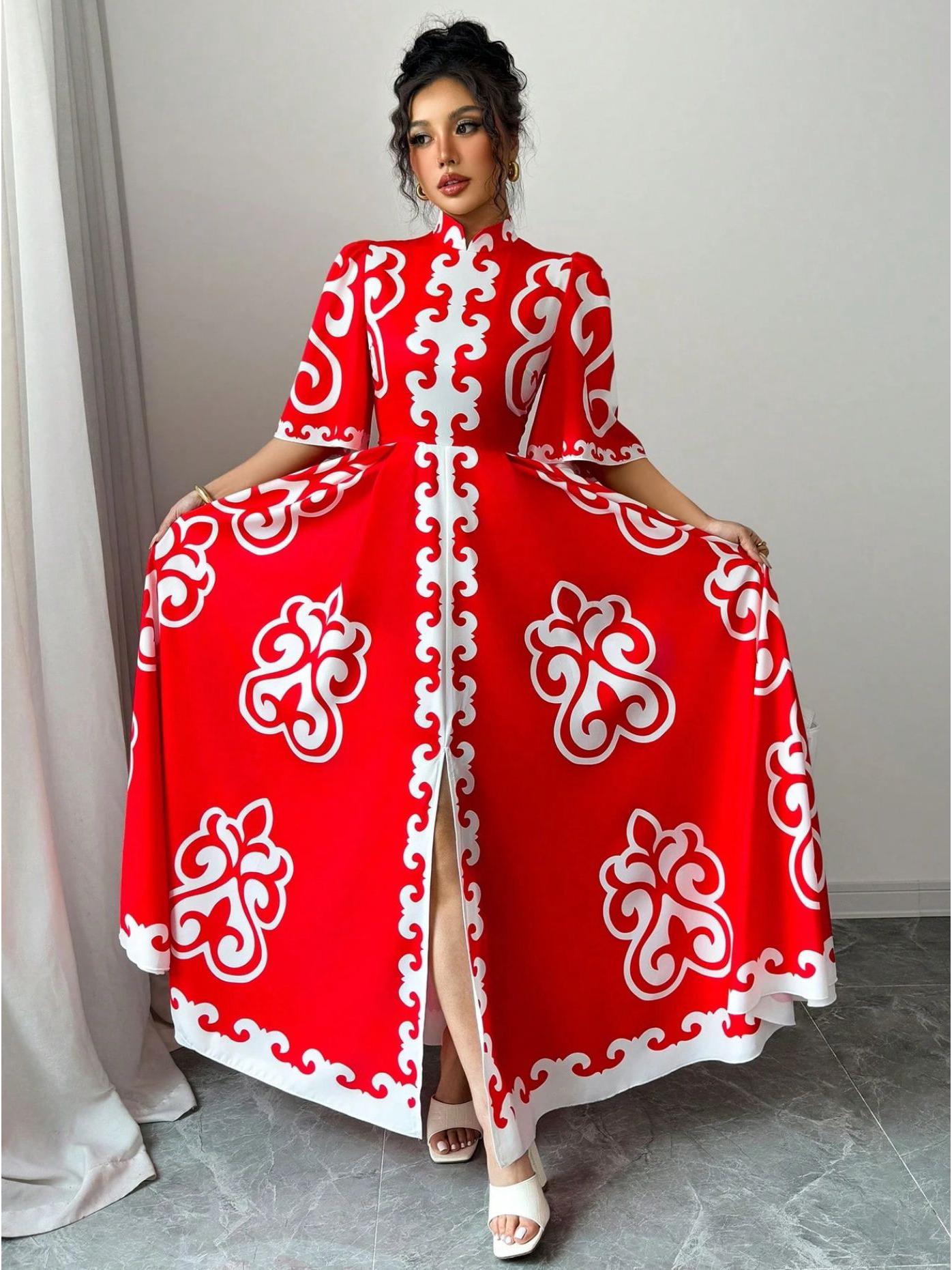 Red Floral Qipao Dress with Loose Swing and Large Collar Small червоний
Red Floral Qipao Dress with Loose Swing and Large Collar Small червоний