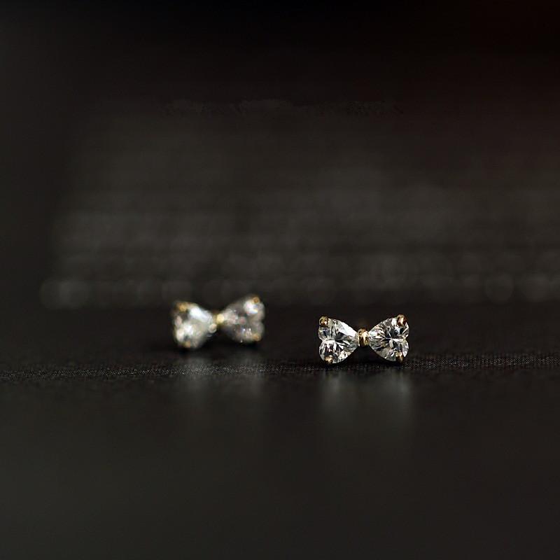 925 Sterling Silver Plating 14k Gold Inlaid Crystal Simple Bow Earrings Women Small Cute Student Girlfriends Jewelry Accessories Gold
925 Sterling Silver Plating 14k Gold Inlaid Crystal Simple Bow Earrings Women Small Cute Student Girlfriends Jewelry Accessories Gold