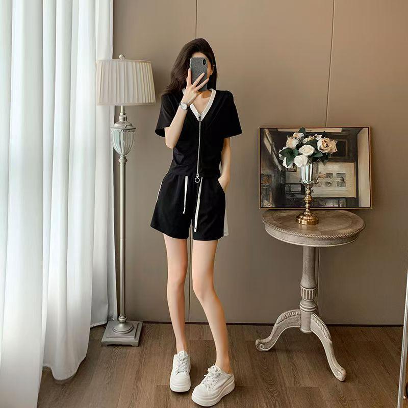 Women s Slimming Cotton-Blend Casual Shorts & Top Fitness Set - Summer Fashion Two-Piece XXL
Women s Slimming Cotton-Blend Casual Shorts & Top Fitness Set - Summer Fashion Two-Piece XXL