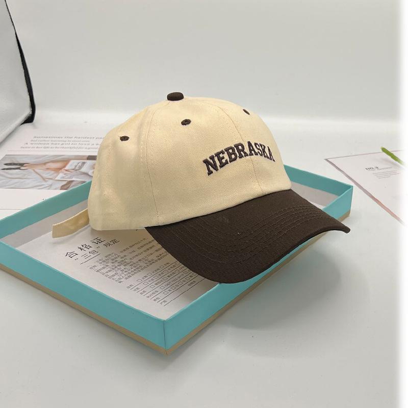 22 new couples spring and summer baseball caps women s color matching letters are versatile, suitable for round face peaked caps, face repair and lazy Adjustable
22 new couples spring and summer baseball caps women s color matching letters are versatile, suitable for round face peaked caps, face repair and lazy Adjustable