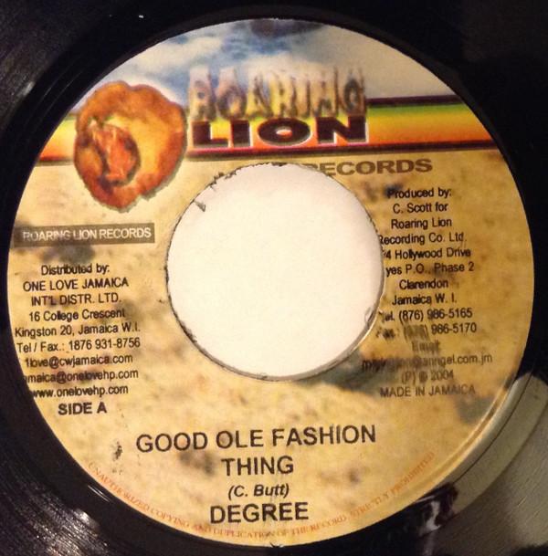 7inch Record GENERAL DEGREE - Good Ole Fashion Thing NONE Roaring Lion Re 2004 Jamaica Reggae, Ska & Dub Used
7inch Record GENERAL DEGREE - Good Ole Fashion Thing NONE Roaring Lion Re 2004 Jamaica Reggae, Ska & Dub Used