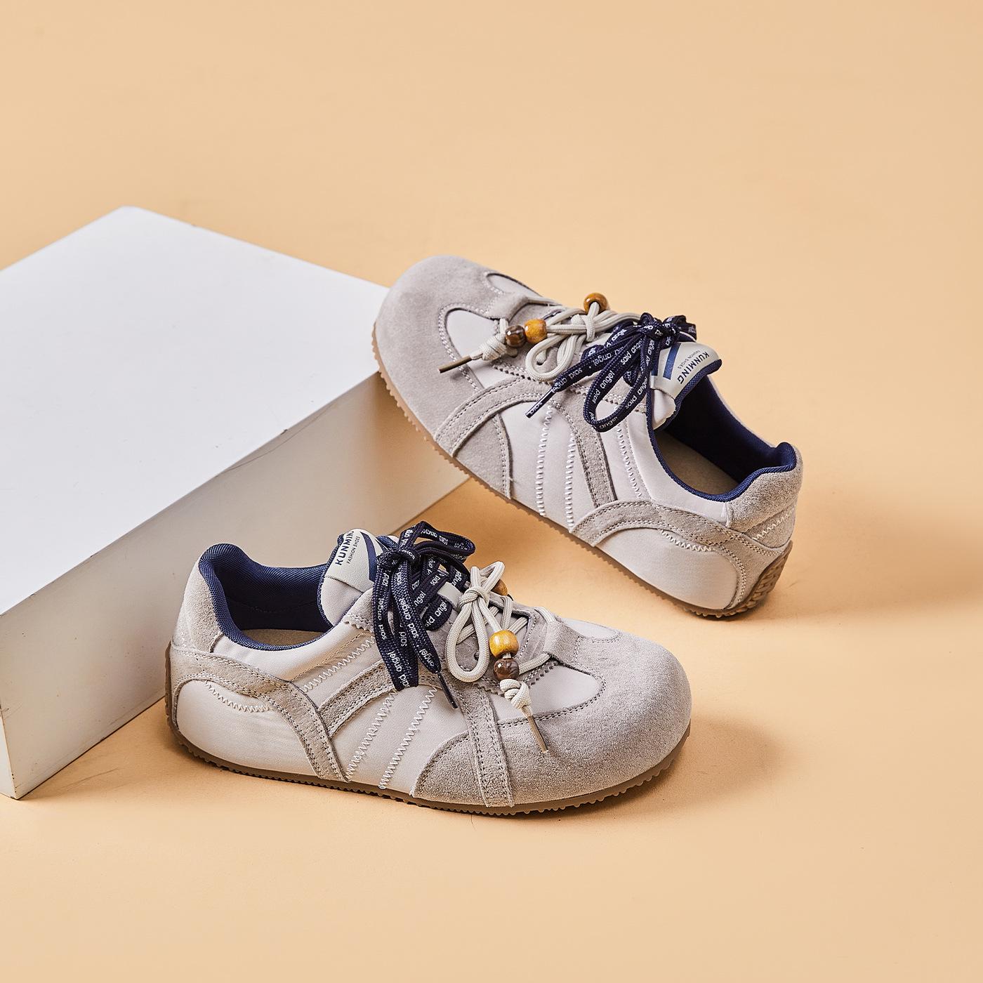 Женские спортивные туфли из натуральной кожи в стиле ретро 2025 года с двойной шнуровкой, бисерной отделкой, толстой подошвой, увеличением роста, повседневным дизайном 35
Женские спортивные туфли из натуральной кожи в стиле ретро 2025 года с двойной шнуровкой, бисерной отделкой, толстой подошвой, увеличением роста, повседневным дизайном 35