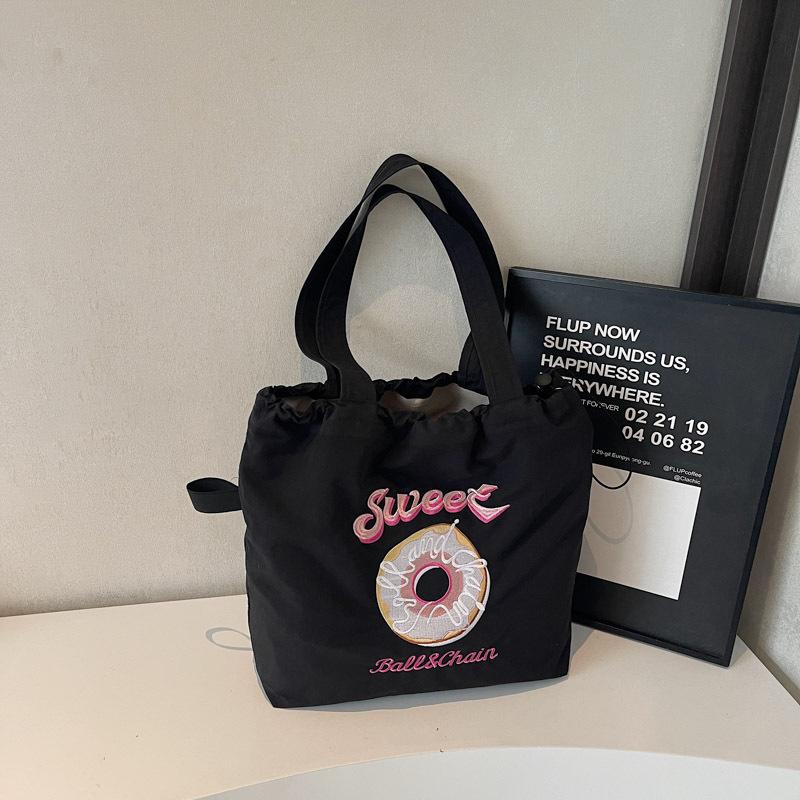 Lazy wind new large-capacity bag women s shoulder bag drawstring student class tote bag чёрный
Lazy wind new large-capacity bag women s shoulder bag drawstring student class tote bag чёрный