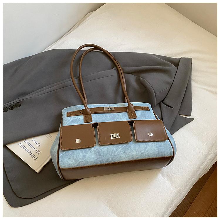 Premium sense large capacity bag type women 2025 new fashion commuter shoulder messenger bag foreign style handbag
Premium sense large capacity bag type women 2025 new fashion commuter shoulder messenger bag foreign style handbag