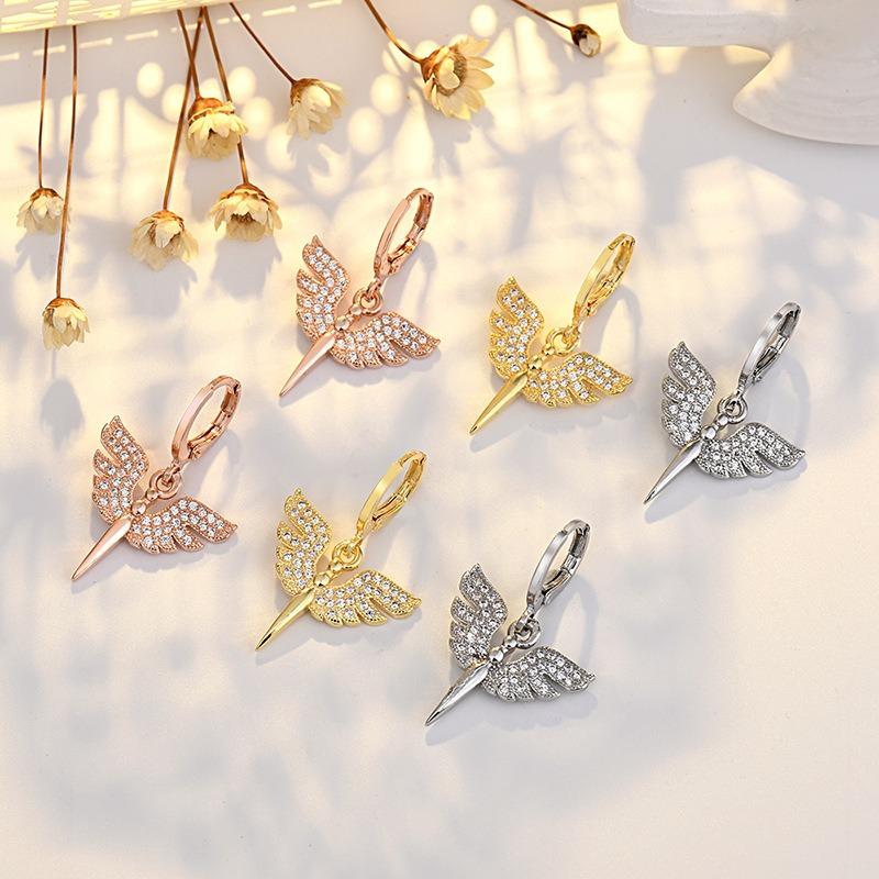 New Angel Heart-shaped Earrings Earrings Fashionable Personalized Creative Wings Ear Button Women s Earrings
New Angel Heart-shaped Earrings Earrings Fashionable Personalized Creative Wings Ear Button Women s Earrings