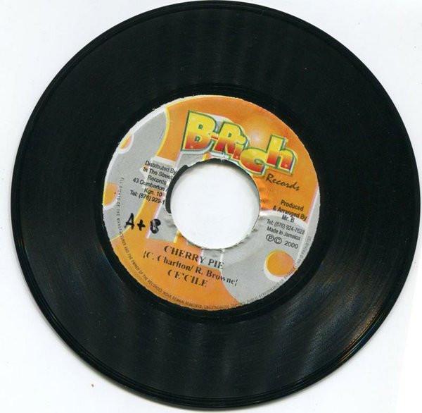 7inch Record LUKIE D / CE CILE - What A Night / Cherry Pie NONE B-Rich Records 2000 Jamaica Reggae, Ska & Dub Used
7inch Record LUKIE D / CE CILE - What A Night / Cherry Pie NONE B-Rich Records 2000 Jamaica Reggae, Ska & Dub Used