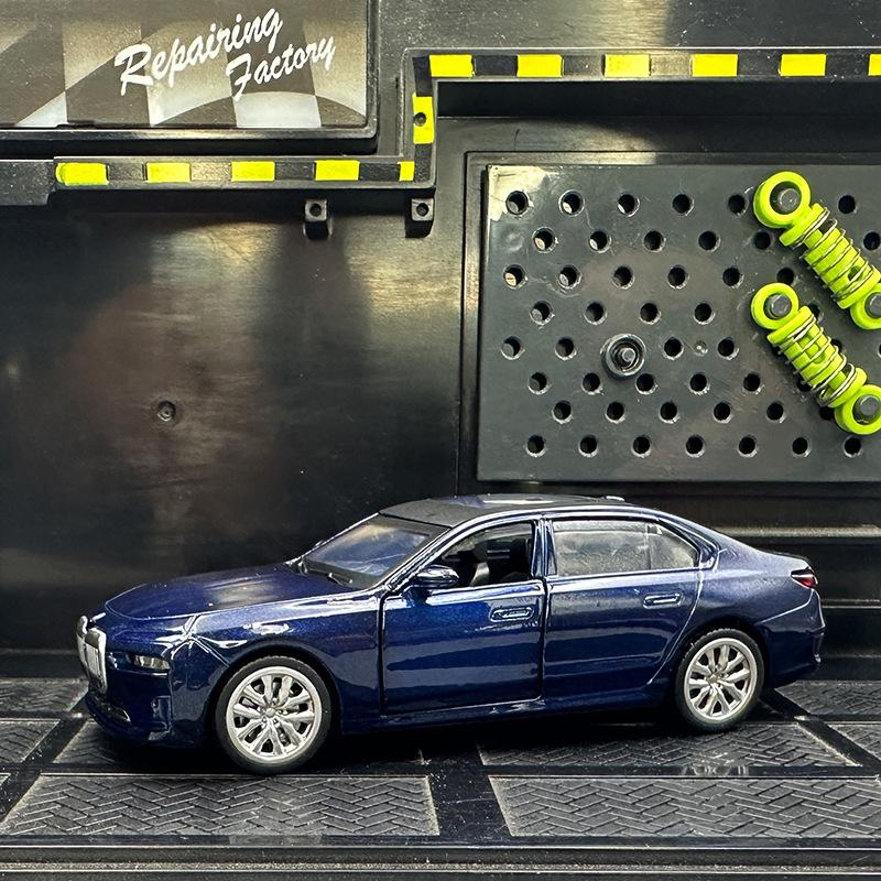 1:42 BMW CSL 3.0 1:47 BMW I7 Alloy Car Diecasts & Toy Vehicles Car Model Miniature Scale Model Car Toy For Children
1:42 BMW CSL 3.0 1:47 BMW I7 Alloy Car Diecasts & Toy Vehicles Car Model Miniature Scale Model Car Toy For Children
