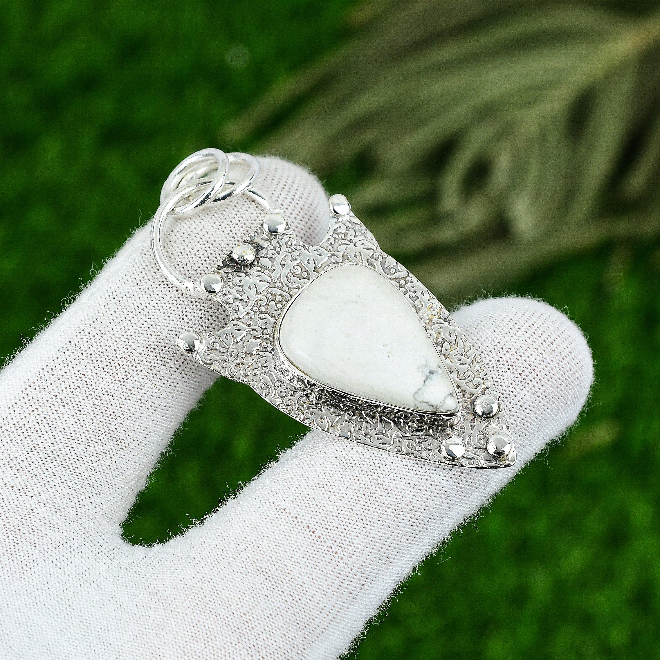 Anniversary Gift For Her Natural Howlite Gemstone Pendant 925 Sterling Silver
Anniversary Gift For Her Natural Howlite Gemstone Pendant 925 Sterling Silver