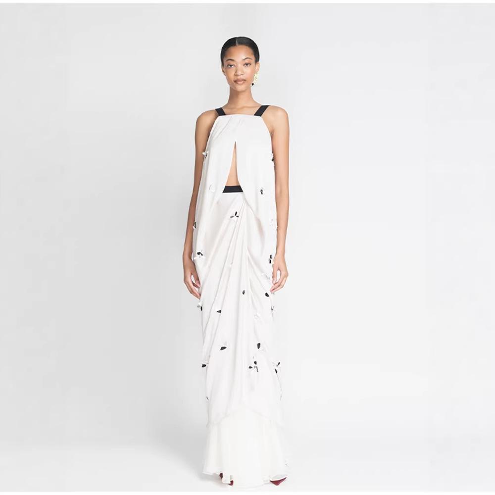 2026 Summer White Satin & Gauze Layered Slip Dress with Petal Details S белый
2026 Summer White Satin & Gauze Layered Slip Dress with Petal Details S белый