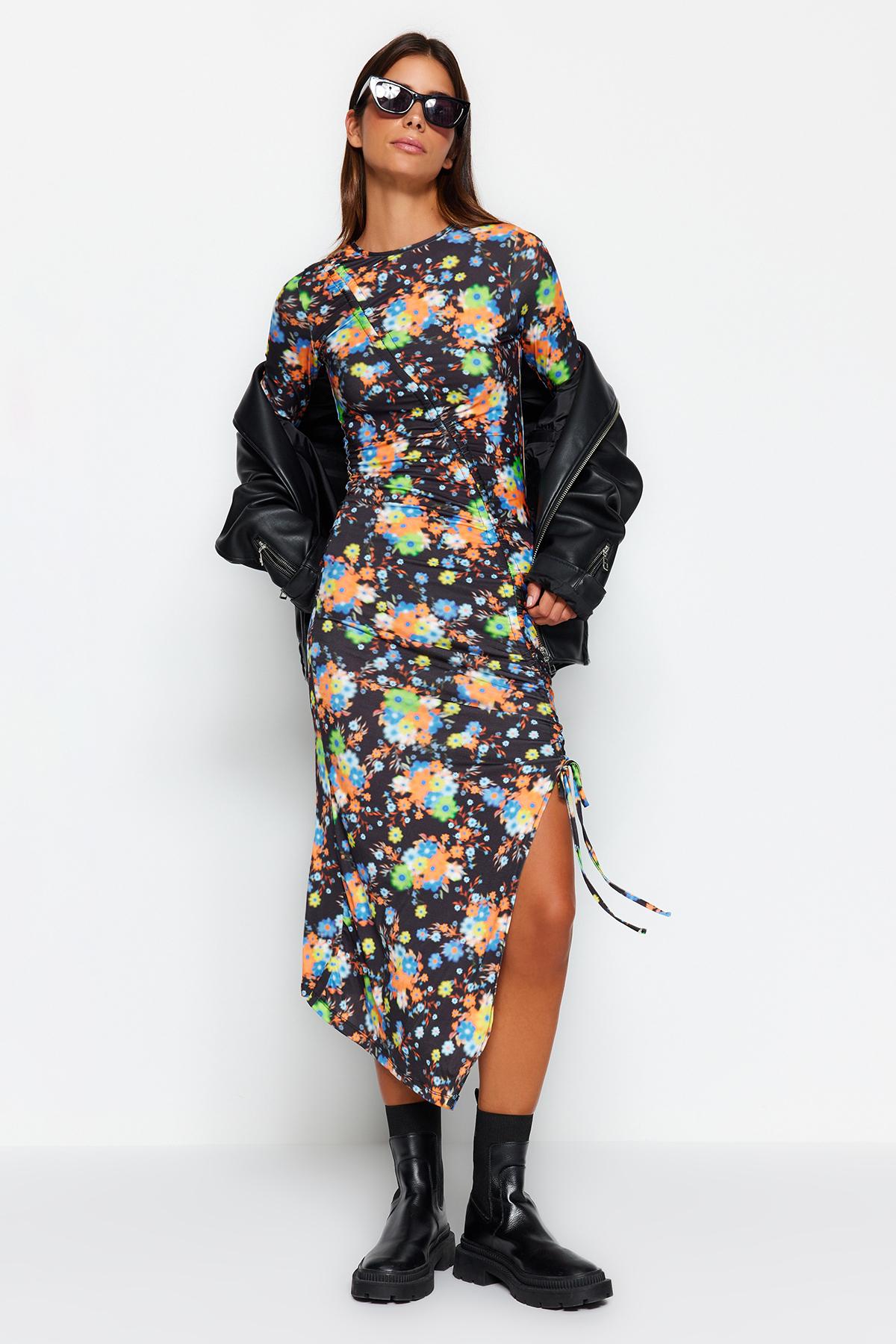 Женское платье, новый сезон, модное ограниченное издание, многоцветное приталенное макси-платье со сборками, гибкое трикотажное платье
Женское платье, новый сезон, модное ограниченное издание, многоцветное приталенное макси-платье со сборками, гибкое трикотажное платье