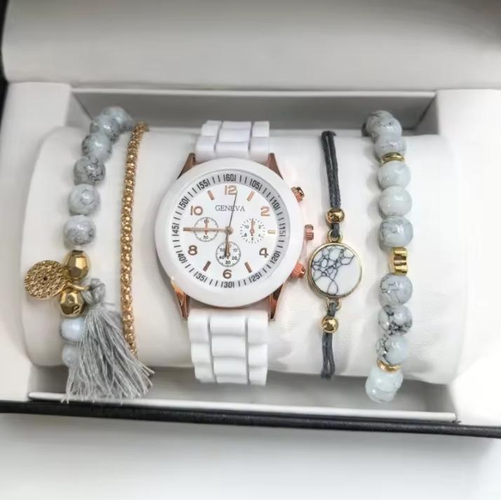 26 Fashion Ladies Sports Style Silicone Watch Alloy Quartz Watch Cross Jewelry Set Watch large price
26 Fashion Ladies Sports Style Silicone Watch Alloy Quartz Watch Cross Jewelry Set Watch large price