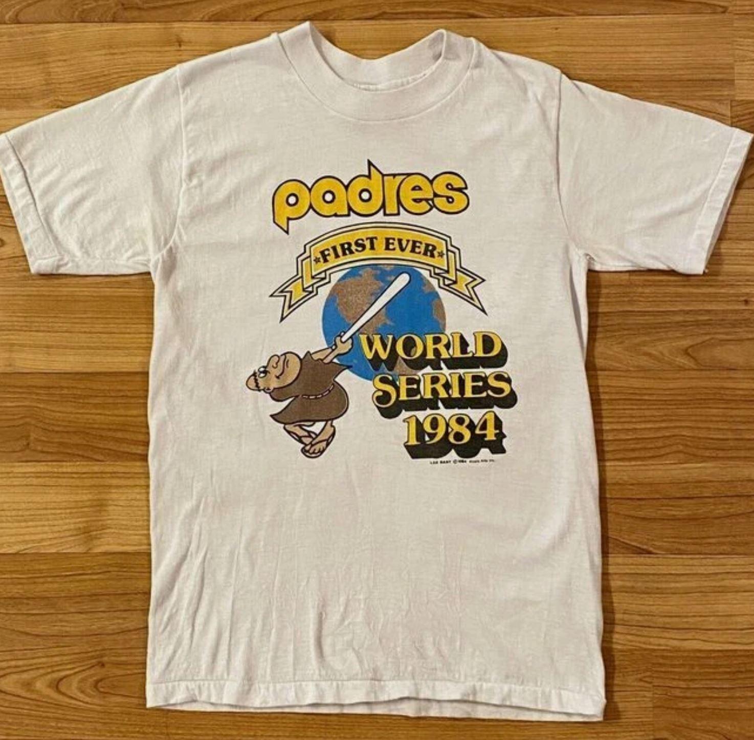 Редкая футболка 1984 года San Diego Padres, первая в истории футболка Мировой серии 2XL
Редкая футболка 1984 года San Diego Padres, первая в истории футболка Мировой серии 2XL