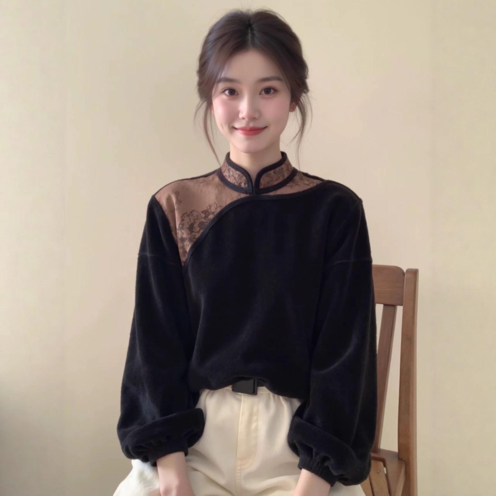 Stylish Black Jacquard Velvet Qipao Top for Women - Winter Collection M
Stylish Black Jacquard Velvet Qipao Top for Women - Winter Collection M