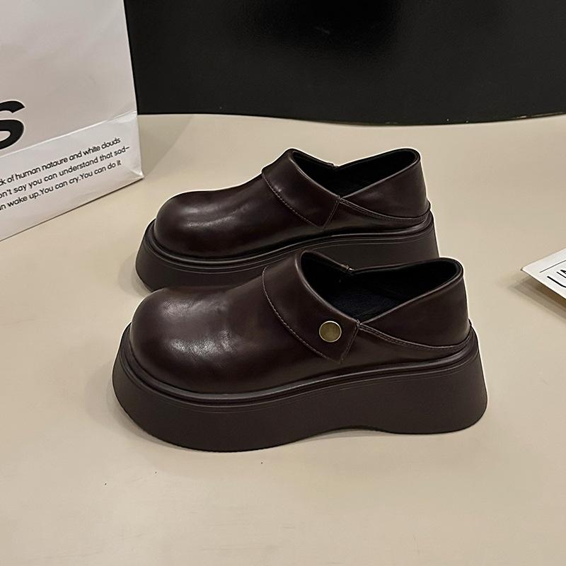 British style platform small leather shoes women s 2025 spring new one-pedal lazy single shoes casual versatile loafers 40
British style platform small leather shoes women s 2025 spring new one-pedal lazy single shoes casual versatile loafers 40