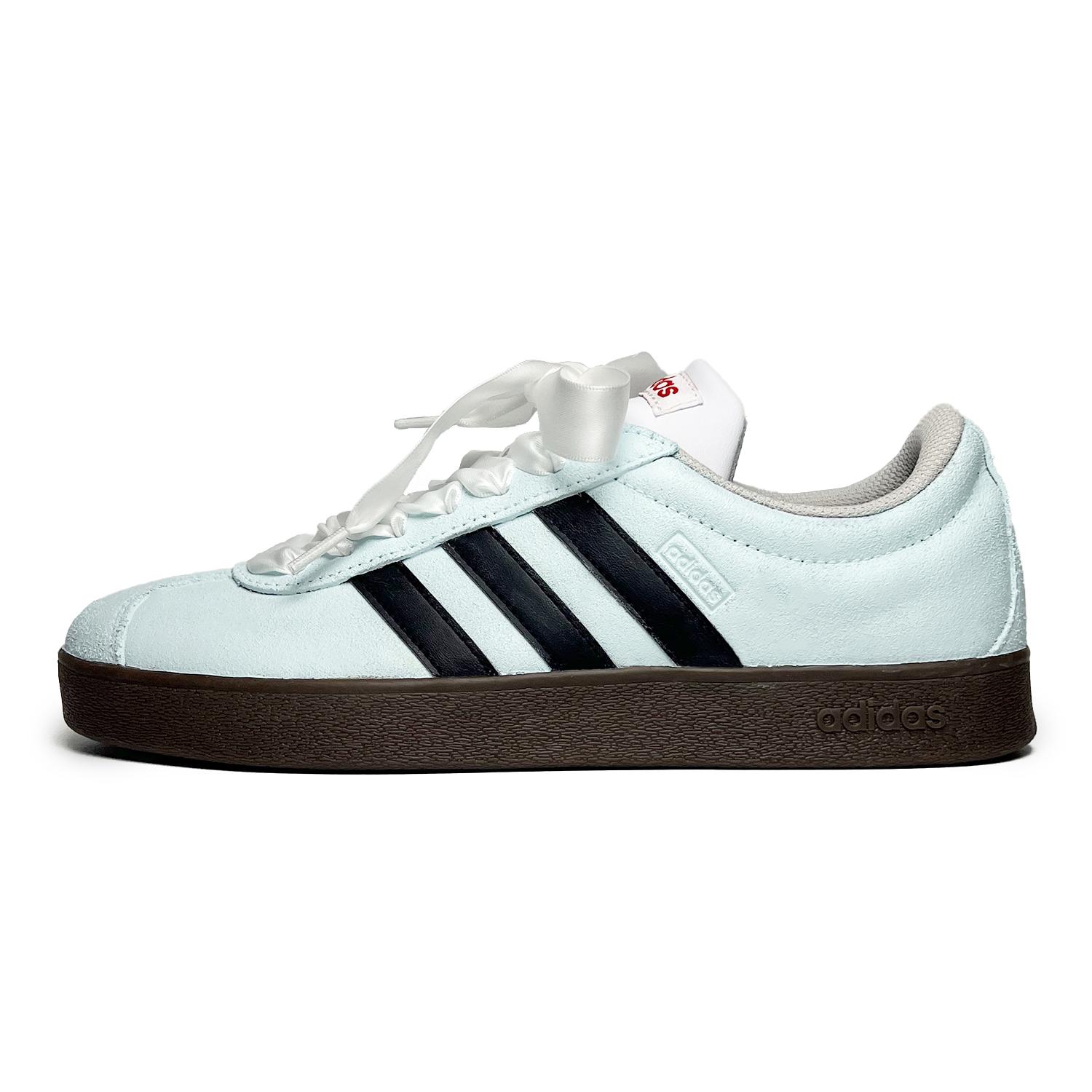 Adidas Neo Vl Court Slip Resistant Cushioning Abrasion Resistant Low top Skateboard Shoes Unisex Blue White HQ1802(Team285-) 36⅔
Adidas Neo Vl Court Slip Resistant Cushioning Abrasion Resistant Low top Skateboard Shoes Unisex Blue White HQ1802(Team285-) 36⅔