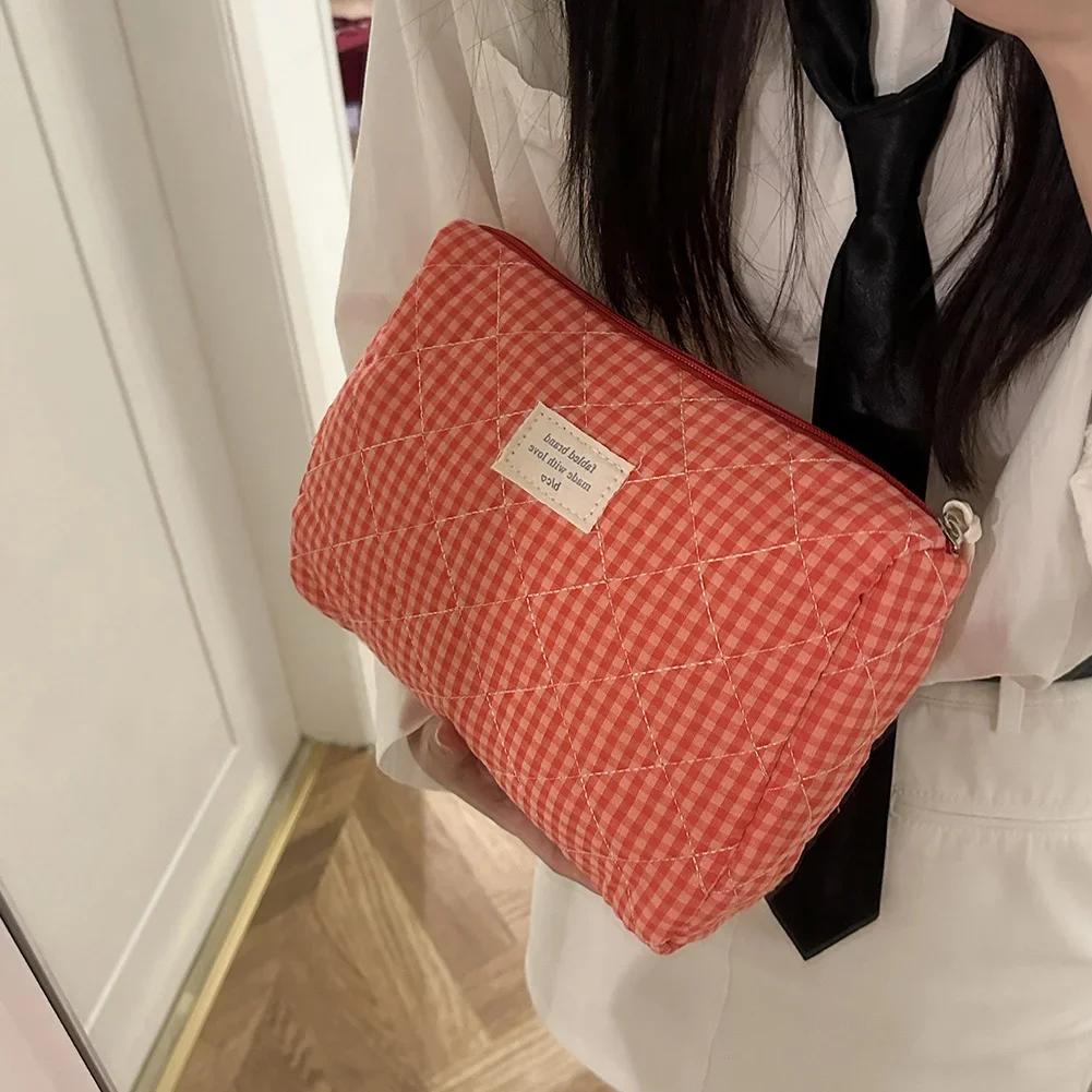 Large Capacity Cotton Makeup Bag Women Checkered Brushes Storage Bag Sweet Cute Travel Toiletry Bag Casual Ladies Soft Organizer красный
Large Capacity Cotton Makeup Bag Women Checkered Brushes Storage Bag Sweet Cute Travel Toiletry Bag Casual Ladies Soft Organizer красный
