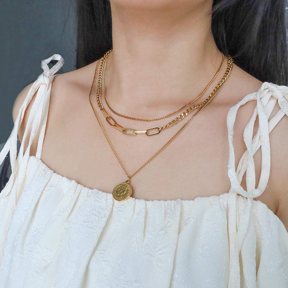 French Retro Layered Titanium Clavicle Necklace - 18k Multi-layer Round Tag Portrait Pendant for Women золотой
French Retro Layered Titanium Clavicle Necklace - 18k Multi-layer Round Tag Portrait Pendant for Women золотой
