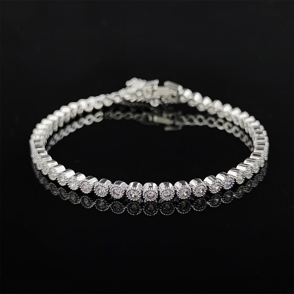 Korean Style Zircon Diamond Copper Tennis Bracelet for Women - Fashionable, Anti-slip Chain, Simple Design (s4773) белый
Korean Style Zircon Diamond Copper Tennis Bracelet for Women - Fashionable, Anti-slip Chain, Simple Design (s4773) белый