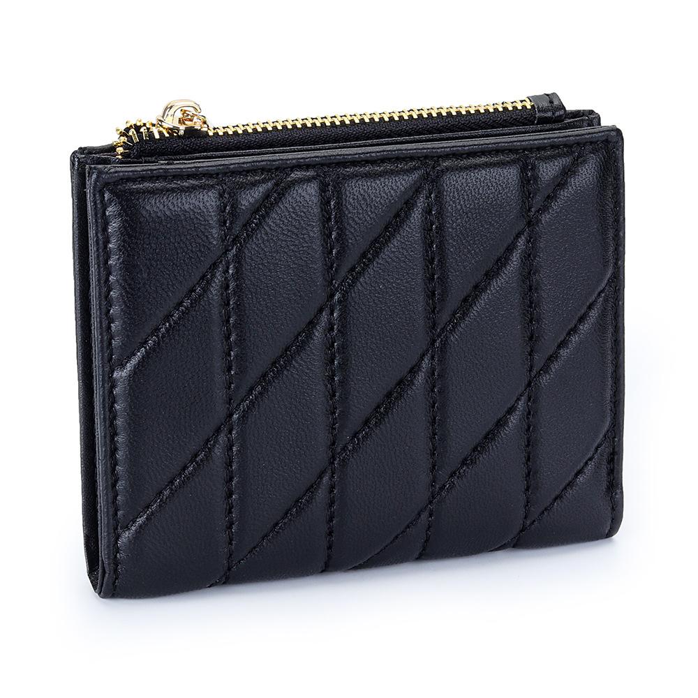 Leather short wallet ladies 2025 new folding multi-card short clip sheepskin embroidered plaid zipper change bag чёрный
Leather short wallet ladies 2025 new folding multi-card short clip sheepskin embroidered plaid zipper change bag чёрный
