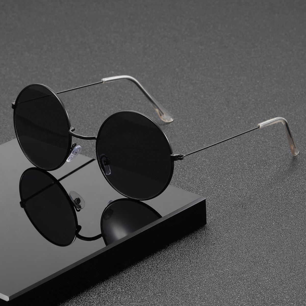 Unisex Retro Round Frame Sunglasses - Lightweight, Comfortable Harry Potter Style Plano Glasses
Unisex Retro Round Frame Sunglasses - Lightweight, Comfortable Harry Potter Style Plano Glasses