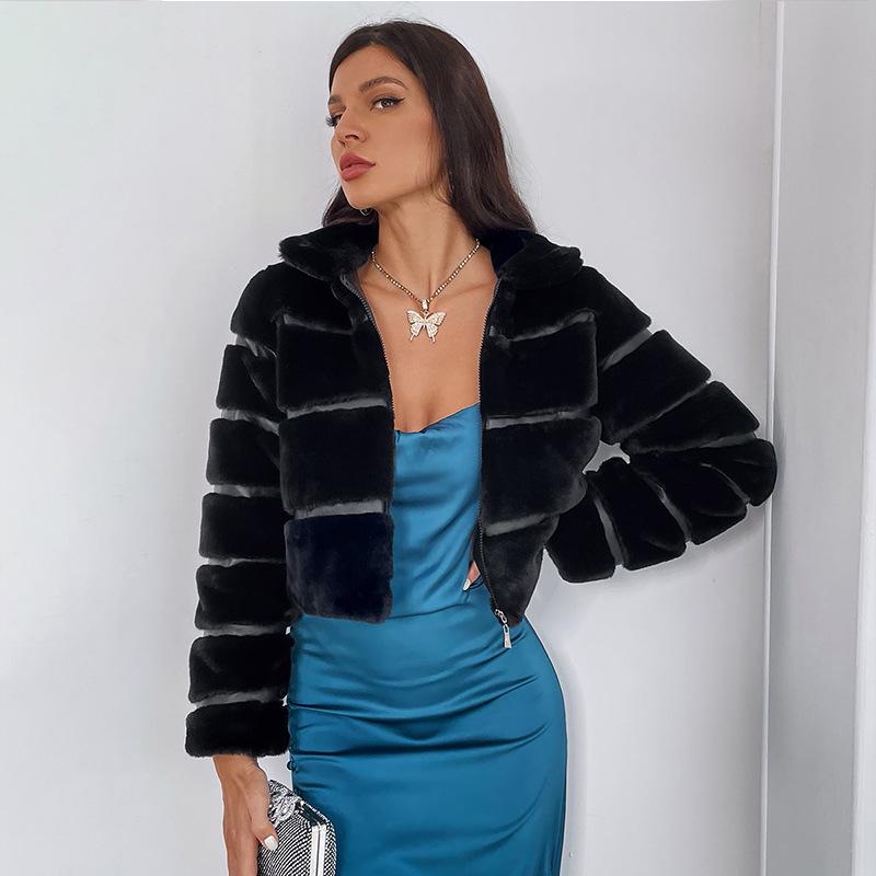 European & American Spliced Rex Rabbit Fur Coat - Women s Trendy Haining Short Style Large
European & American Spliced Rex Rabbit Fur Coat - Women s Trendy Haining Short Style Large