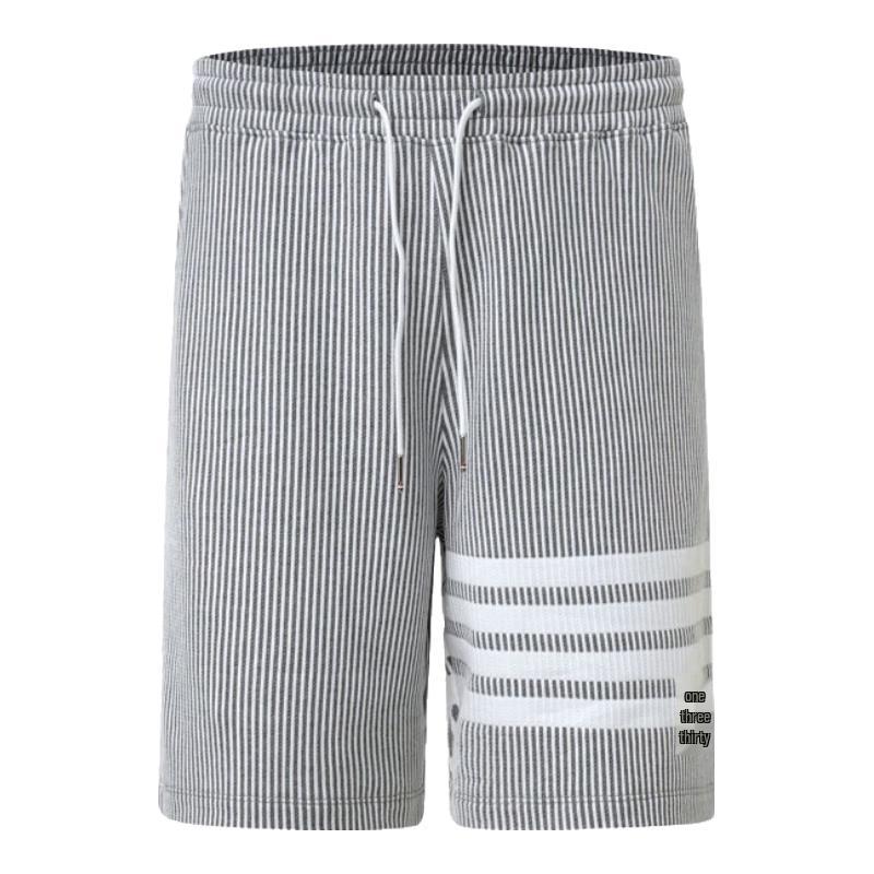 THOM BROWNE Men s Light Grey 4-Bar Seersucker Sport Shorts L
THOM BROWNE Men s Light Grey 4-Bar Seersucker Sport Shorts L