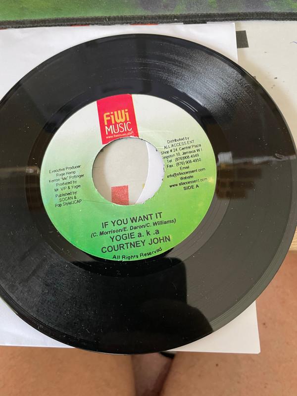 7inch Record YOGIE, COURTNEY JOHN - If You Want It NONE FiWi Music Jamaica Reggae, Ska & Dub Used
7inch Record YOGIE, COURTNEY JOHN - If You Want It NONE FiWi Music Jamaica Reggae, Ska & Dub Used