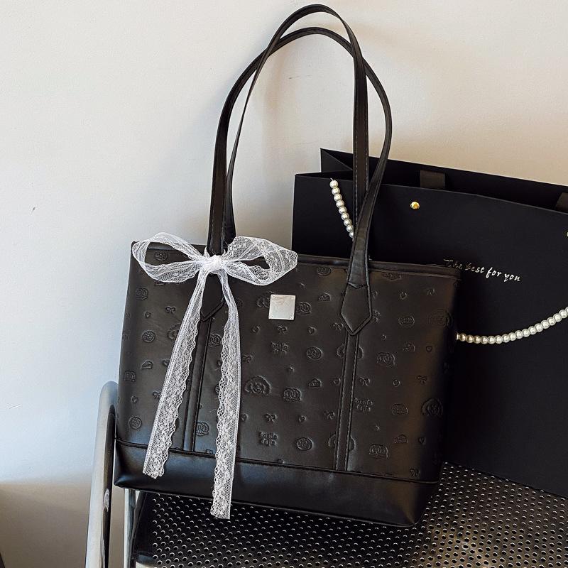 Cute solid color oily French sweet tote bag women s large-capacity versatile personality casual high-end shoulder bag No pendant чорний
Cute solid color oily French sweet tote bag women s large-capacity versatile personality casual high-end shoulder bag No pendant чорний