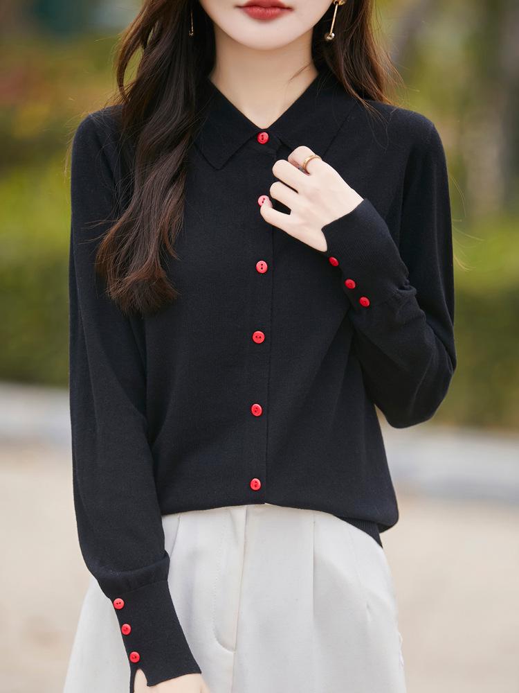 Женский вязаный кардиган в корейском стиле свободного кроя с вышивкой из мериносовой шерсти с воротником поло M чёрный
Женский вязаный кардиган в корейском стиле свободного кроя с вышивкой из мериносовой шерсти с воротником поло M чёрный