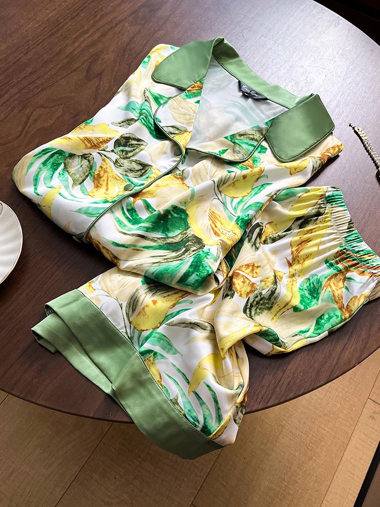 Women s 6A Grade Mulberry Silk Pajama Set - Summer 2025: Short Sleeve & Shorts Extra Large зелений
Women s 6A Grade Mulberry Silk Pajama Set - Summer 2025: Short Sleeve & Shorts Extra Large зелений