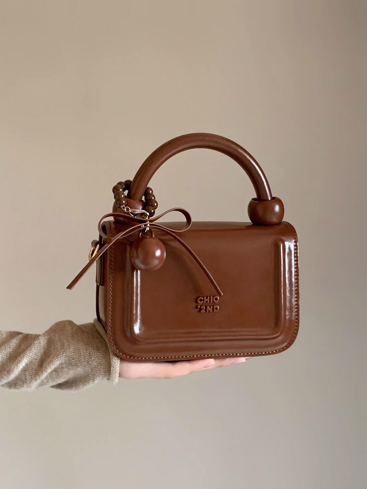 Сумка Sweet Paradise Small Square Bag 2024, новая универсальная модная сумка через плечо с косым ремешком коричневый