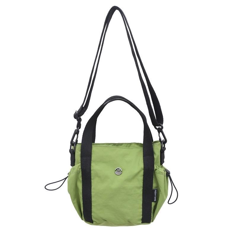 Mori Ins Simple Casual Nylon Candy Color Travel Commuter Men s and Women s Small Square Bag Shoulder Messenger Bag зелений
Mori Ins Simple Casual Nylon Candy Color Travel Commuter Men s and Women s Small Square Bag Shoulder Messenger Bag зелений