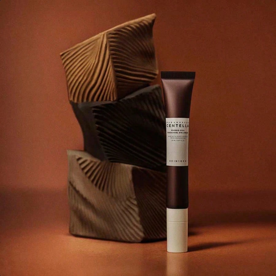 SKIN1004 Madagascar Centella Probio-Cica Bakuchiol Eye Cream 20ML (0.67 Fl.Oz) Eye Cream 20ML
SKIN1004 Madagascar Centella Probio-Cica Bakuchiol Eye Cream 20ML (0.67 Fl.Oz) Eye Cream 20ML