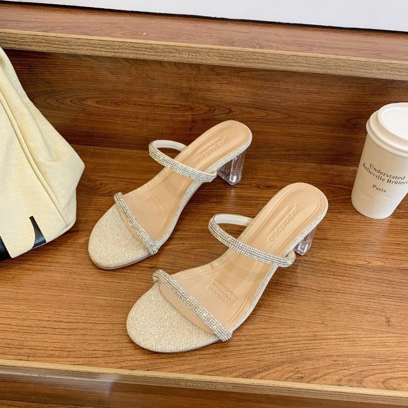 Spring and summer new crystal high-heeled fashion casual large-size one-word drag 42
Spring and summer new crystal high-heeled fashion casual large-size one-word drag 42