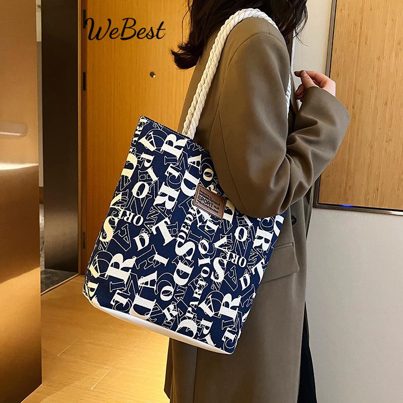 A Large-capacity, Fashionable and Simple Printed Letter Handbag for Female Students To Commute To Class синий
A Large-capacity, Fashionable and Simple Printed Letter Handbag for Female Students To Commute To Class синий