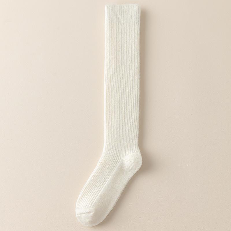 Шерстяные носки до икр для женщин на осень и зиму, флисовые чулки выше бедра, однотонные универсальные носки, теплые носки для осени и зимы 1 pair белый
Шерстяные носки до икр для женщин на осень и зиму, флисовые чулки выше бедра, однотонные универсальные носки, теплые носки для осени и зимы 1 pair белый