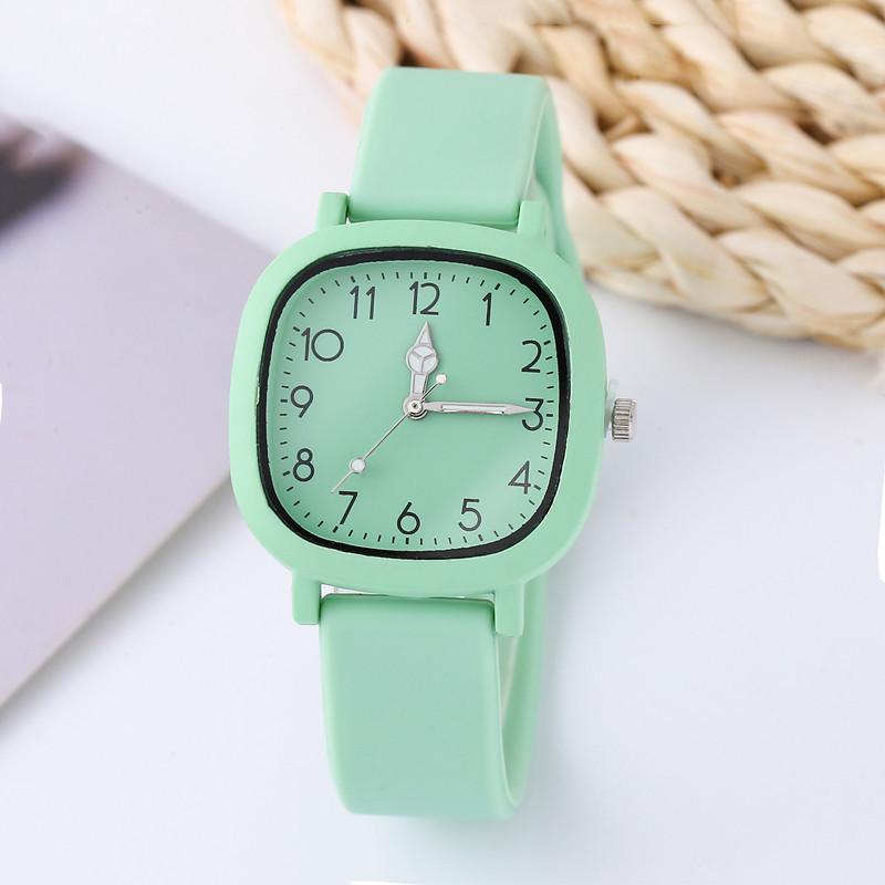 Женские часы Fashion Square кварцевые наручные часы с силиконовым ремешком студенческие часы для женщин зелёный
Женские часы Fashion Square кварцевые наручные часы с силиконовым ремешком студенческие часы для женщин зелёный