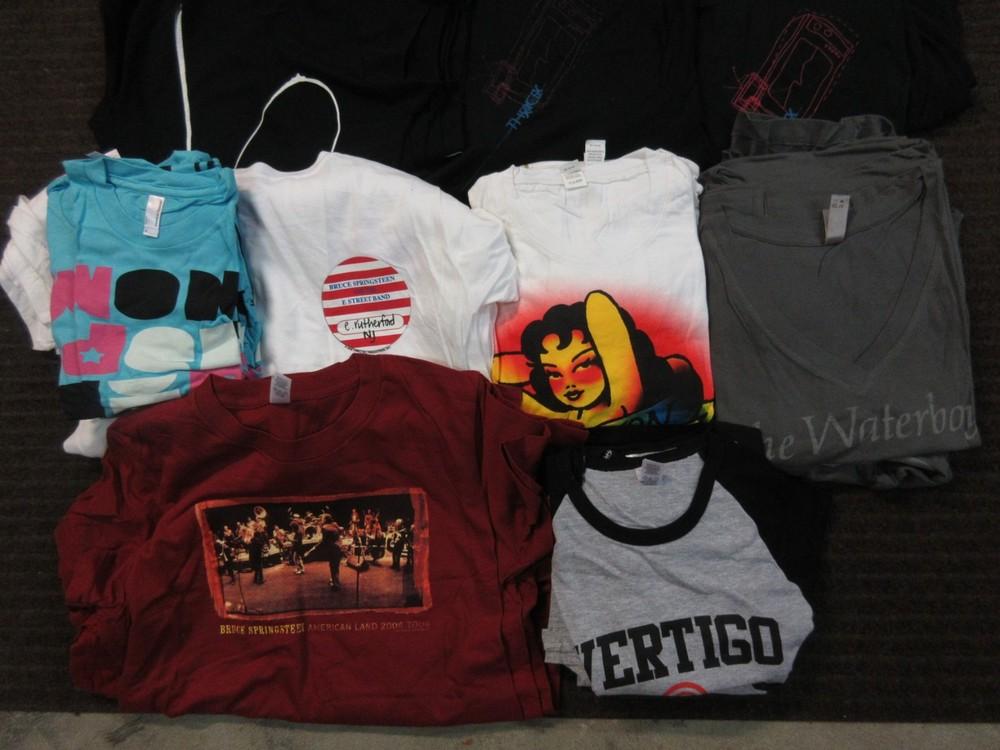 45x WHOLESALE GIRLS MUSIC SHIRTS OS - 2XL THRICE U2 POISON SPRINGSTEEN WATERBOYS Unisex T-Shirt M
45x WHOLESALE GIRLS MUSIC SHIRTS OS - 2XL THRICE U2 POISON SPRINGSTEEN WATERBOYS Unisex T-Shirt M