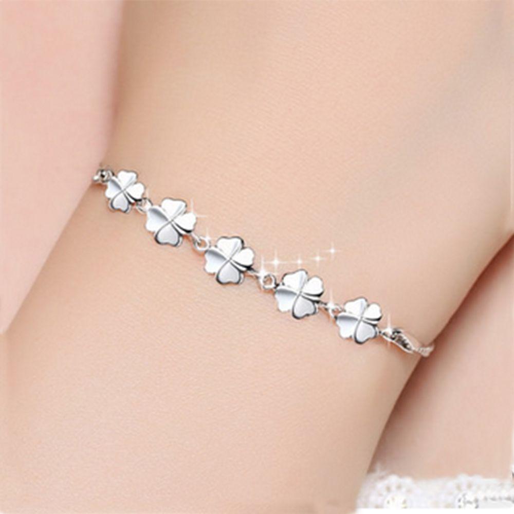 Lucky Stylish Silver Plated Women Clover Lucky Four Leaves Clover Bracelet Jewelry
Lucky Stylish Silver Plated Women Clover Lucky Four Leaves Clover Bracelet Jewelry