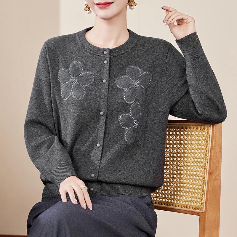 Stylish Red Knitted Cardigan for Middle-Aged Women, Perfect for Spring and Autumn, New Year s Ox Edition 3XL (suggested for 140-160 lbs)
Stylish Red Knitted Cardigan for Middle-Aged Women, Perfect for Spring and Autumn, New Year s Ox Edition 3XL (suggested for 140-160 lbs)