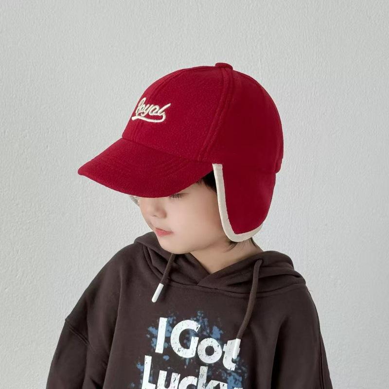 Kids Korean Style Velvet-Lined Flat Cap - Autumn/Winter Fashion with Ear Protection Recommended for Ages 3-10 / 50-53CM
Kids Korean Style Velvet-Lined Flat Cap - Autumn/Winter Fashion with Ear Protection Recommended for Ages 3-10 / 50-53CM